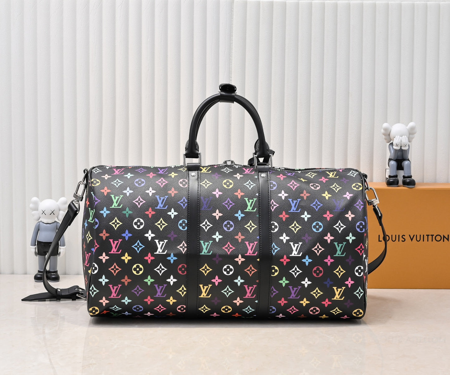 2WE8BDE Stylish Luggage bags