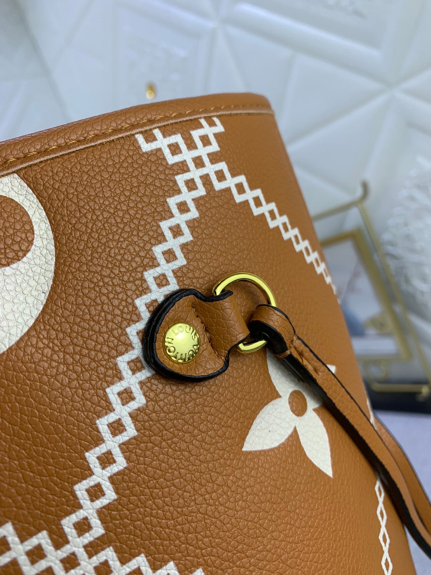 2XE88BDE Stylish leather bag 