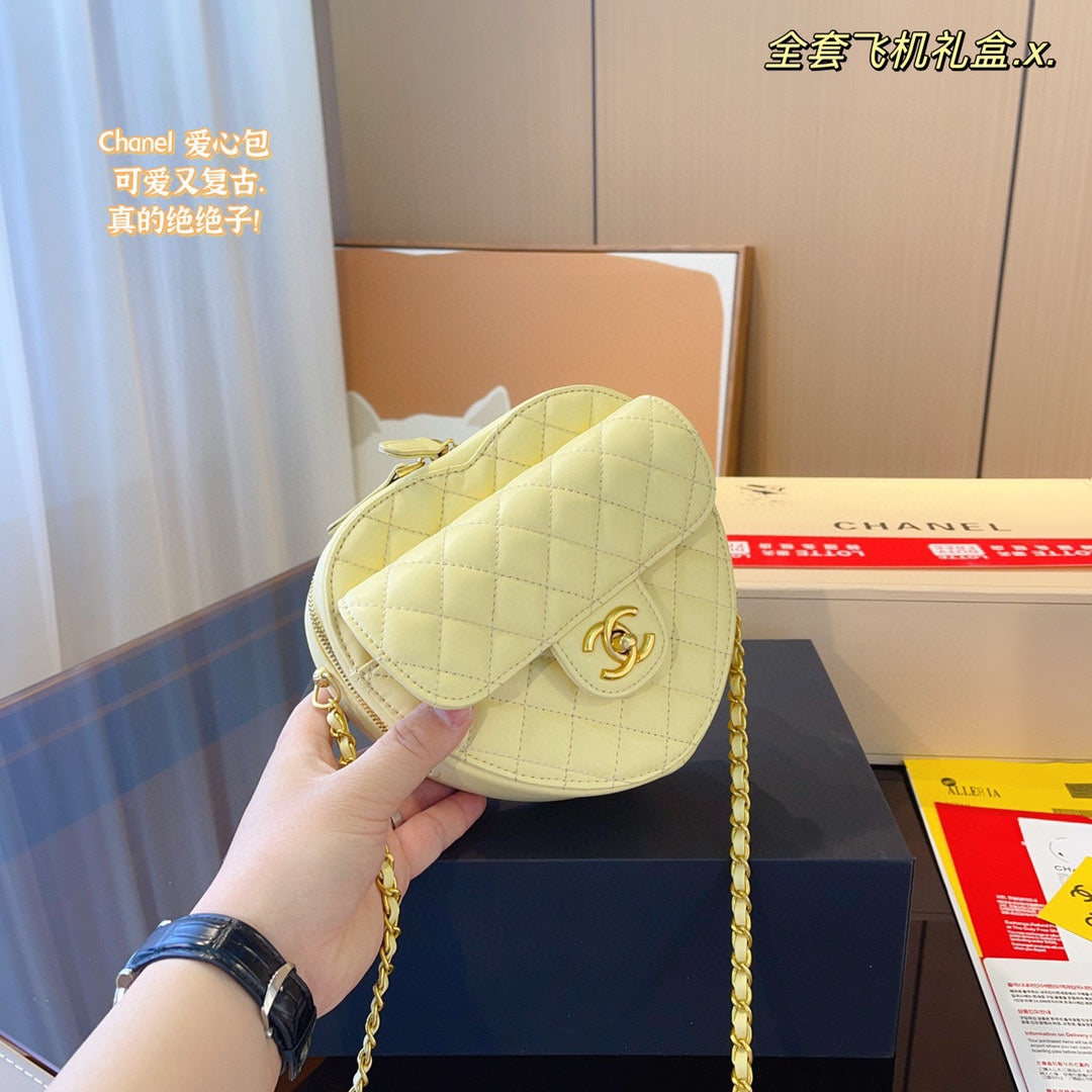 6XC195BDE Stylish leather bag 