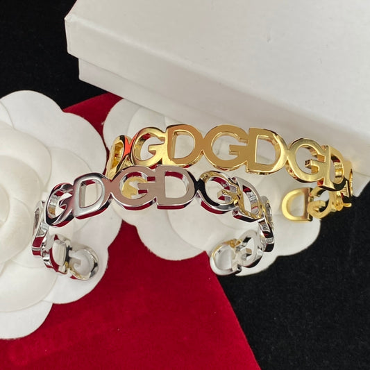 1XA587KDE Stylish Bracelets