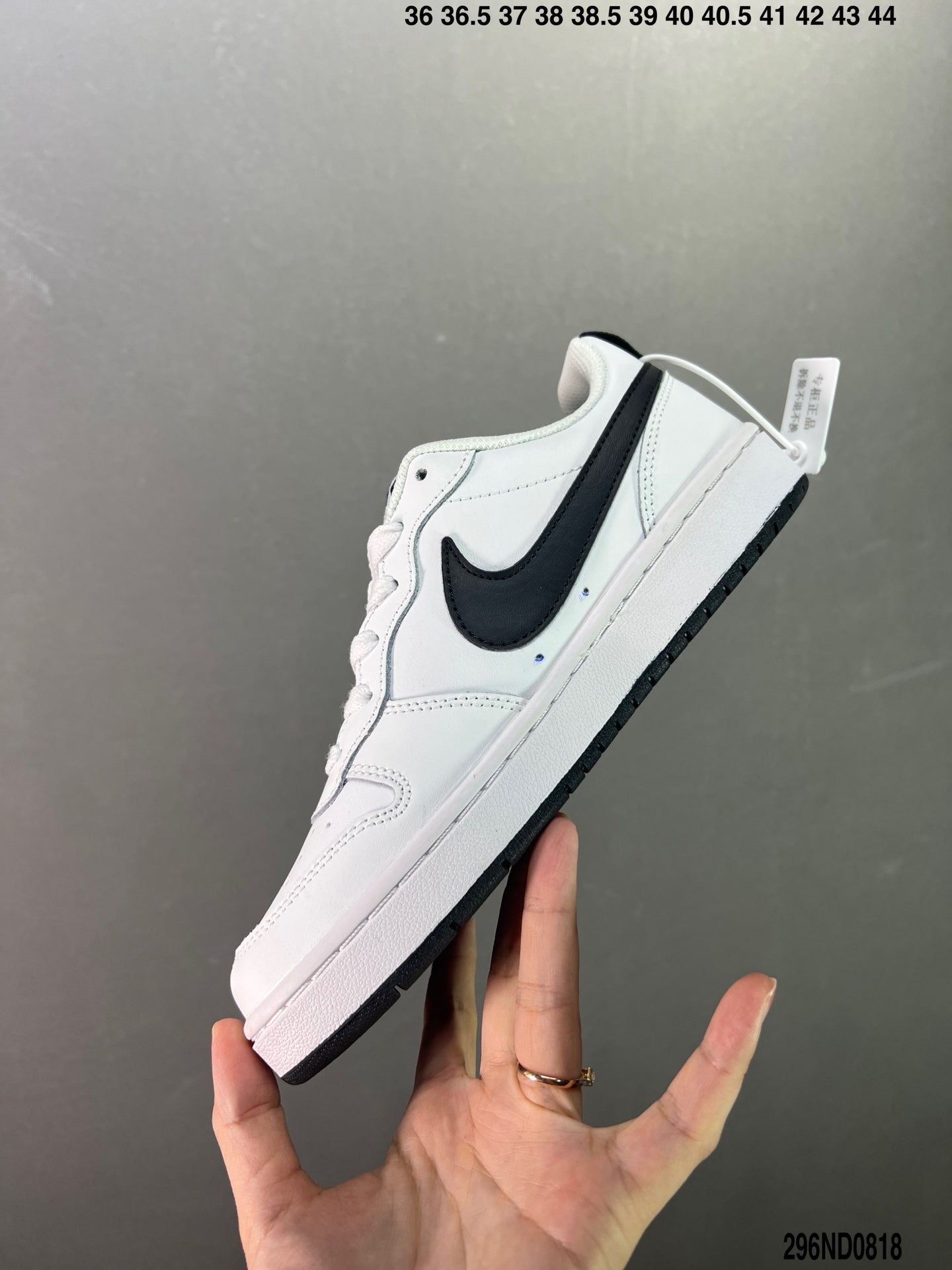4YN40ZDE Stylish Sneakers (No Box, August-October Big Sale)