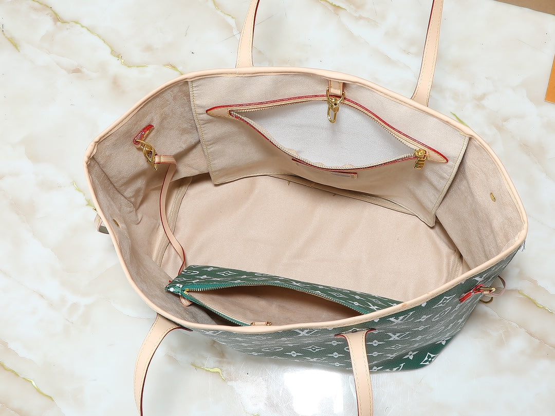 175NE3BDE Stylish leather bag