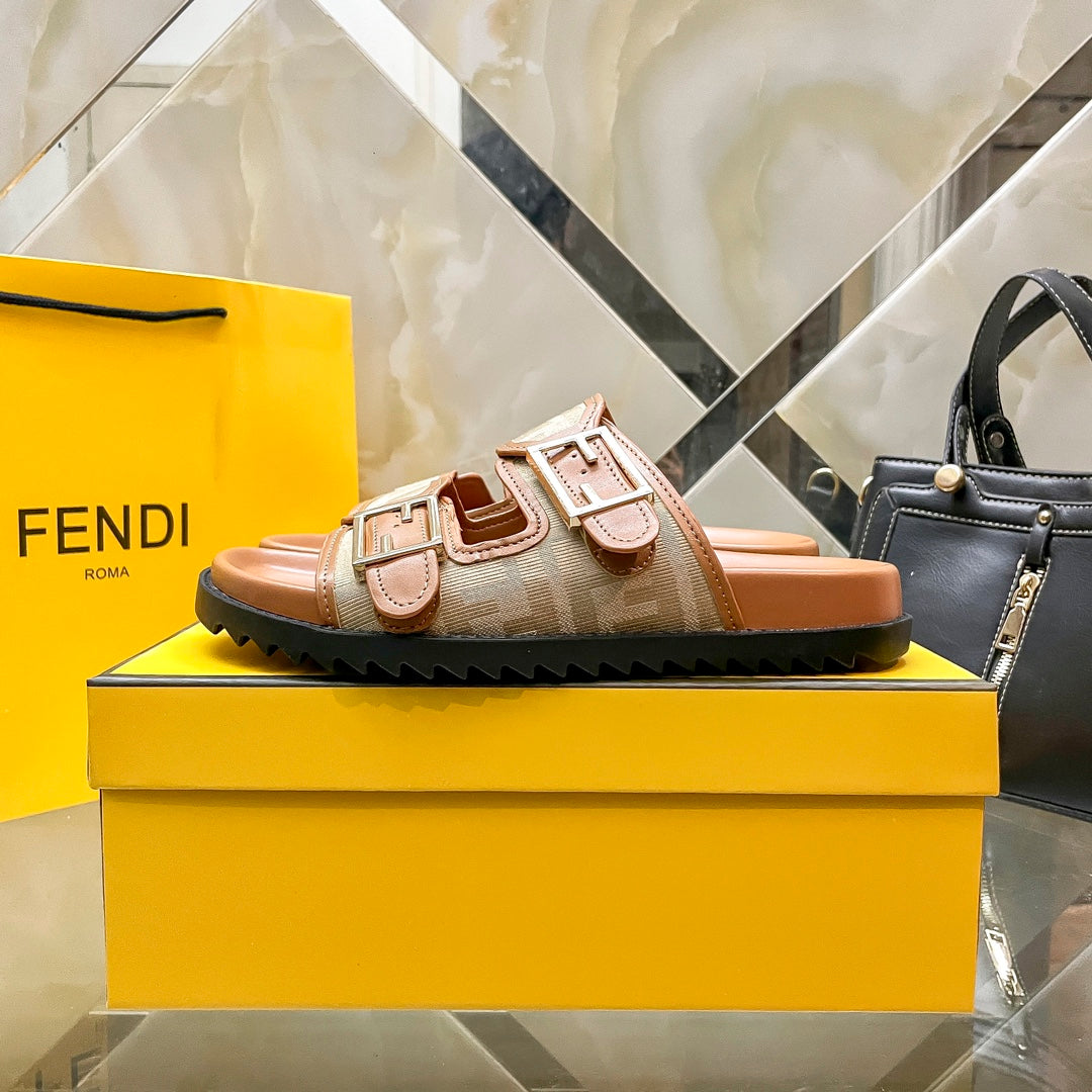 14F69ZDE Stylish slippers