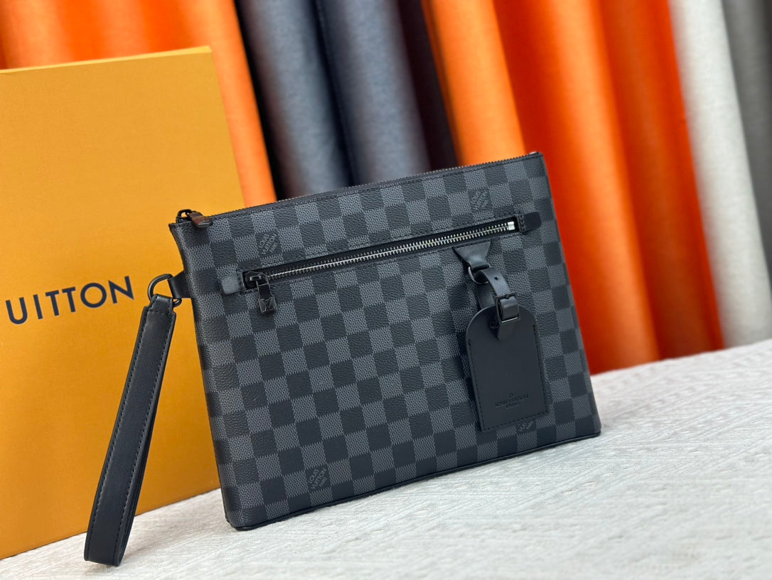 1XE398BDE Stylish leather bag