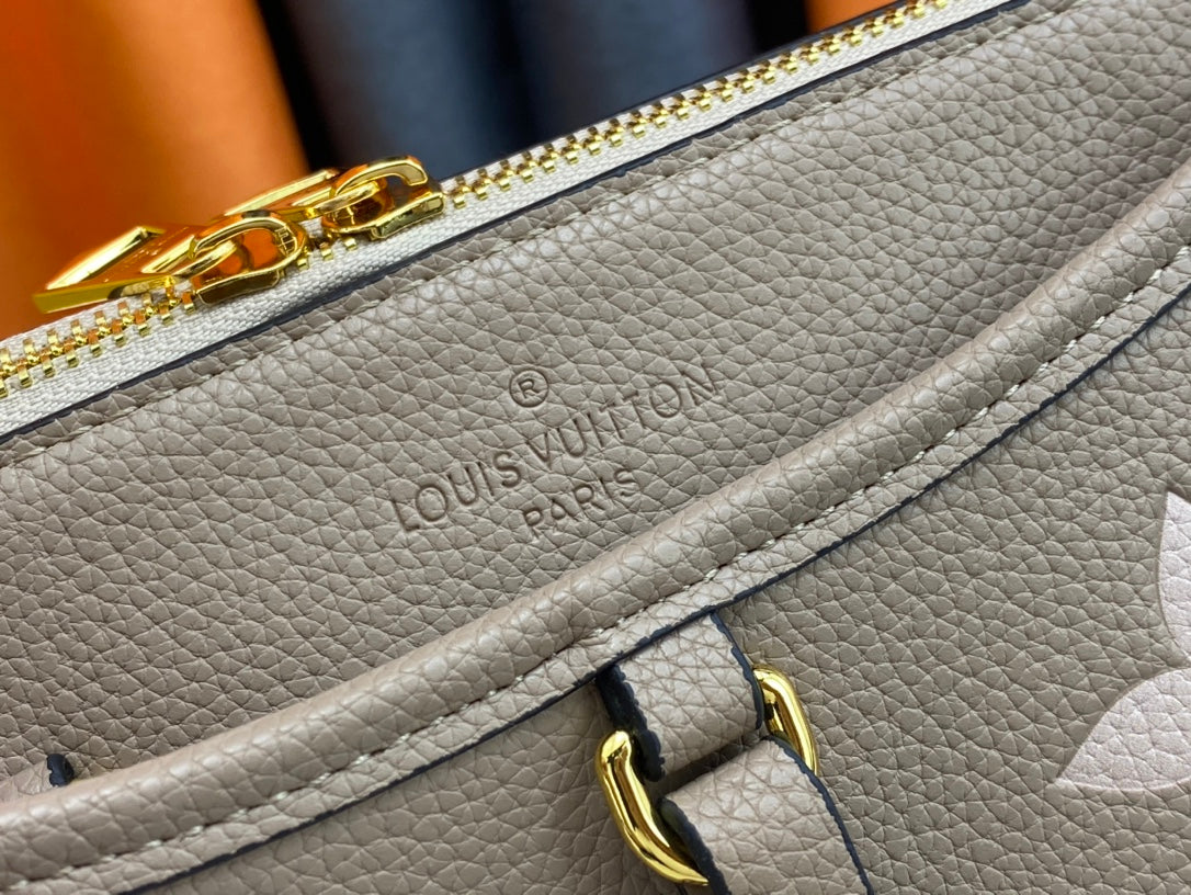 2XE174BDE Stylish leather bag 