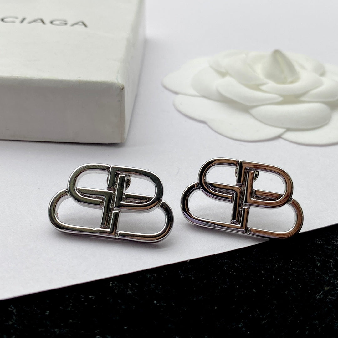 14J201EDE Stylish Earrings