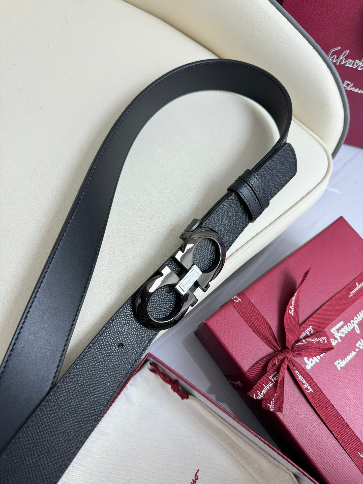 1WA170PDE Stylish  High quality belt With full package