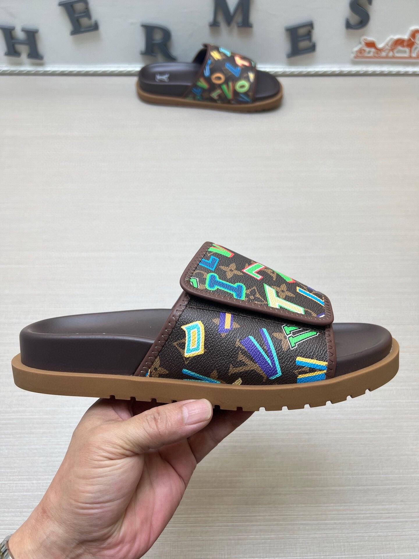 5WE247ZDE Stylish Slippers