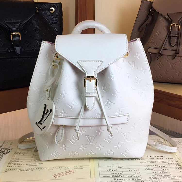 1E065BDE Stylish leather bag 