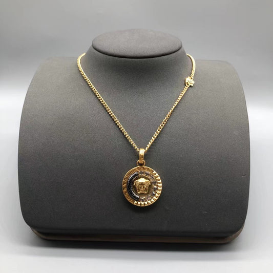 175RV82XDE Stylish Necklace