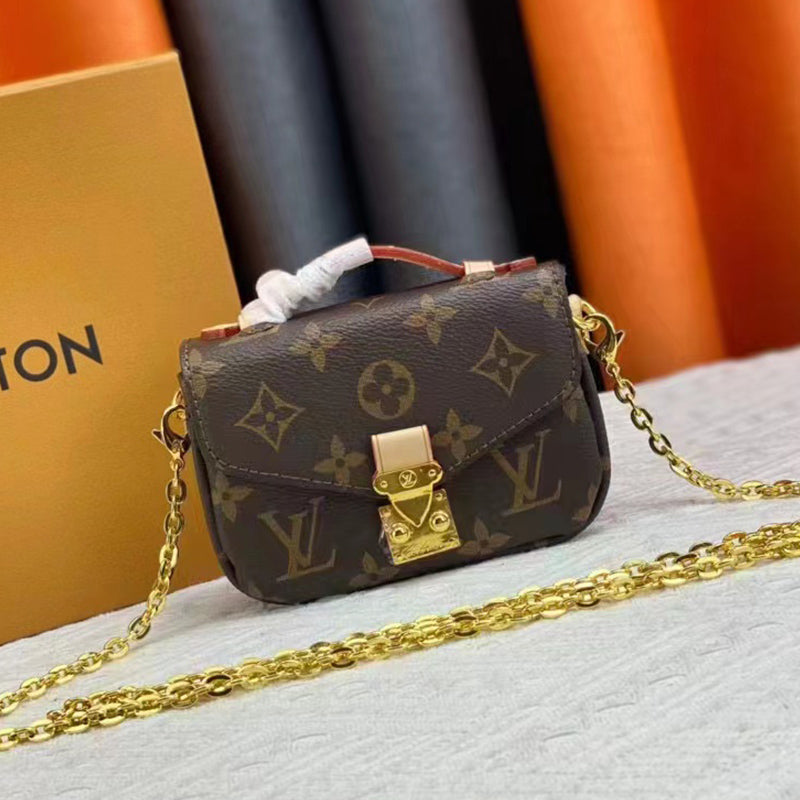 1XE177BDE Stylish leather bag 