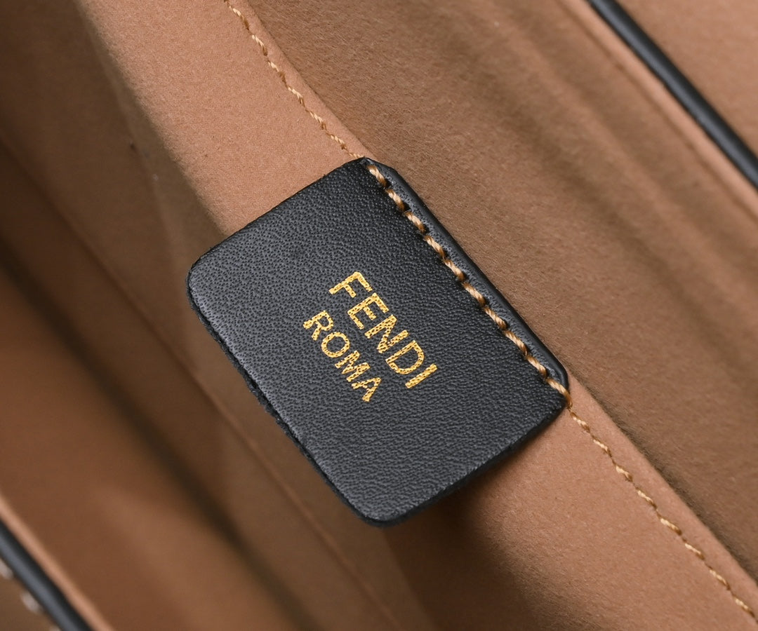 1XF90BDE Stylish leather bag 