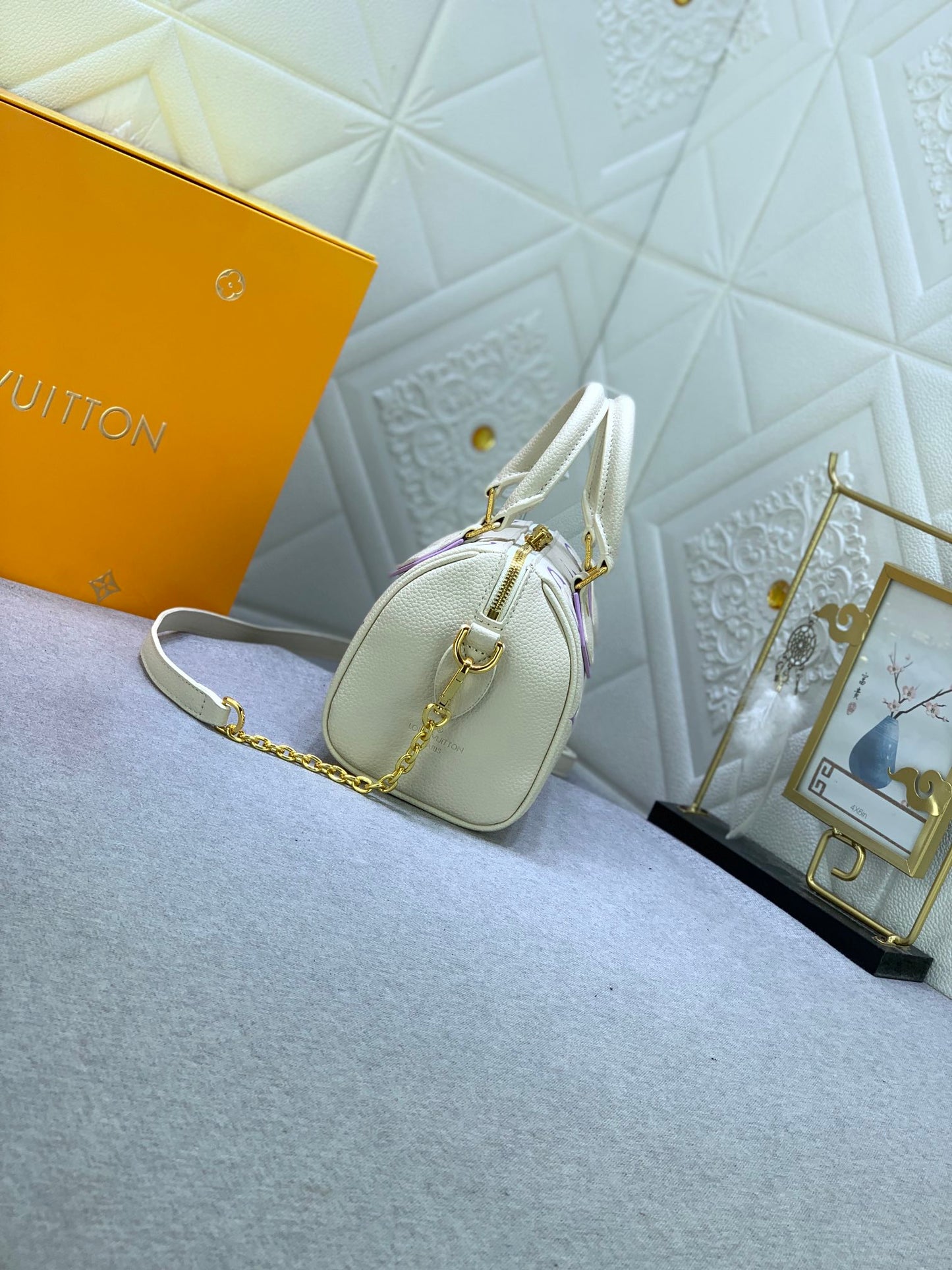 2XE264BDE Stylish leather bag 