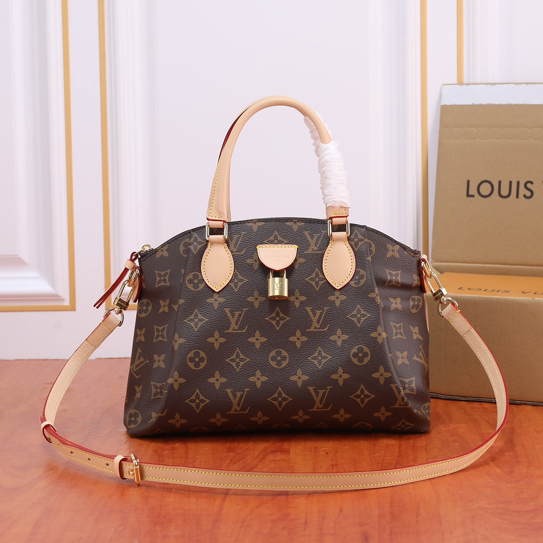 2XE126BDE Stylish leather bag 