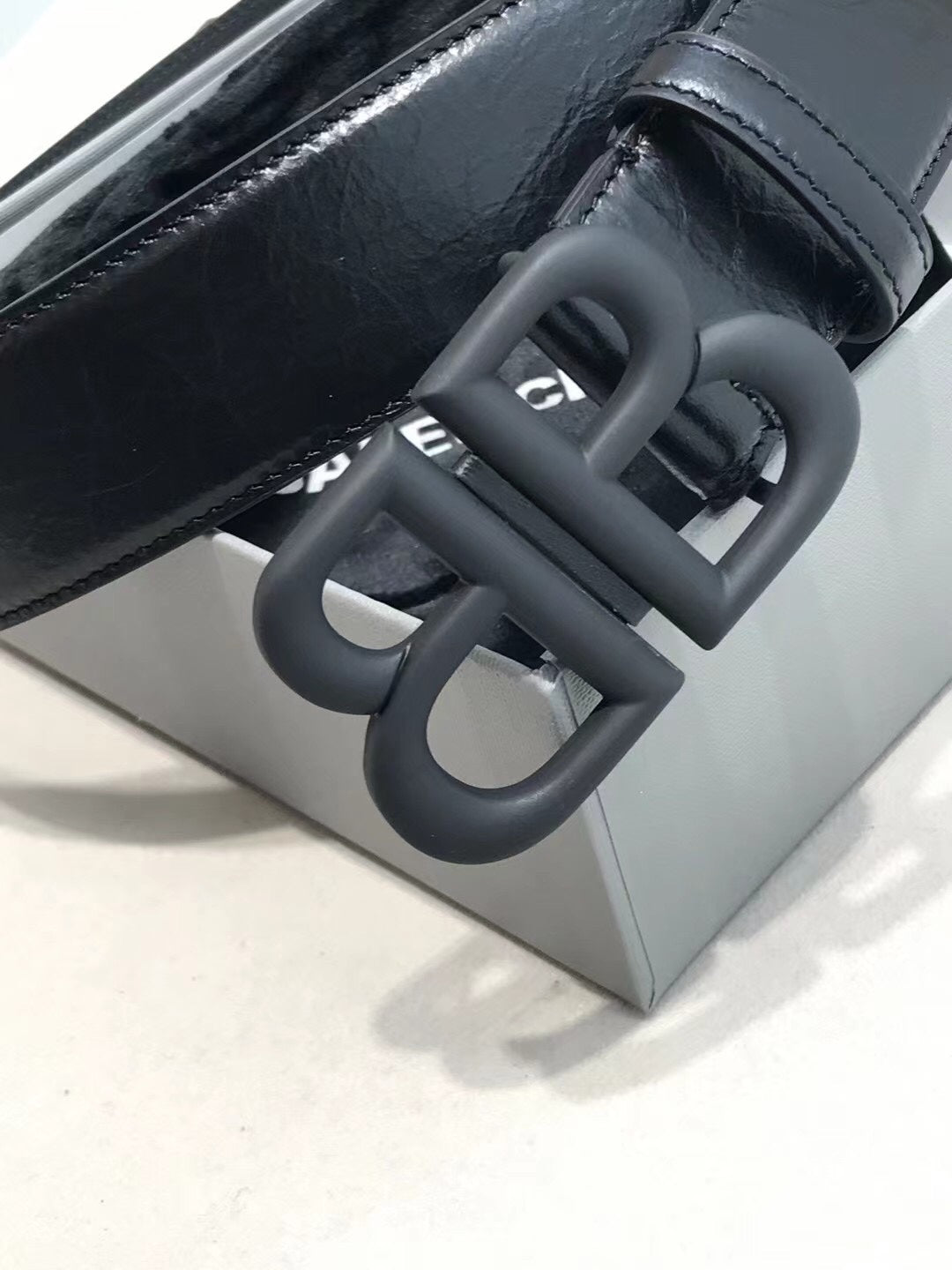 255RJ6PDE Stylish  High quality belt With full package