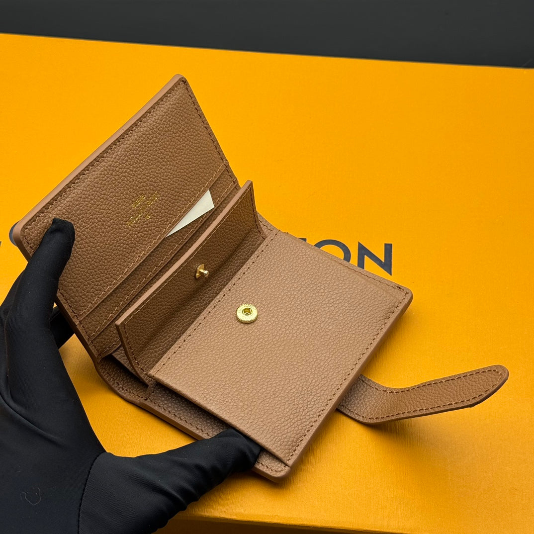 155NE82BDE Stylish leather bag