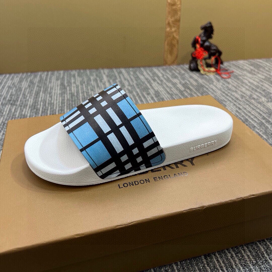 535ZR262ZDE Stylish Slippers