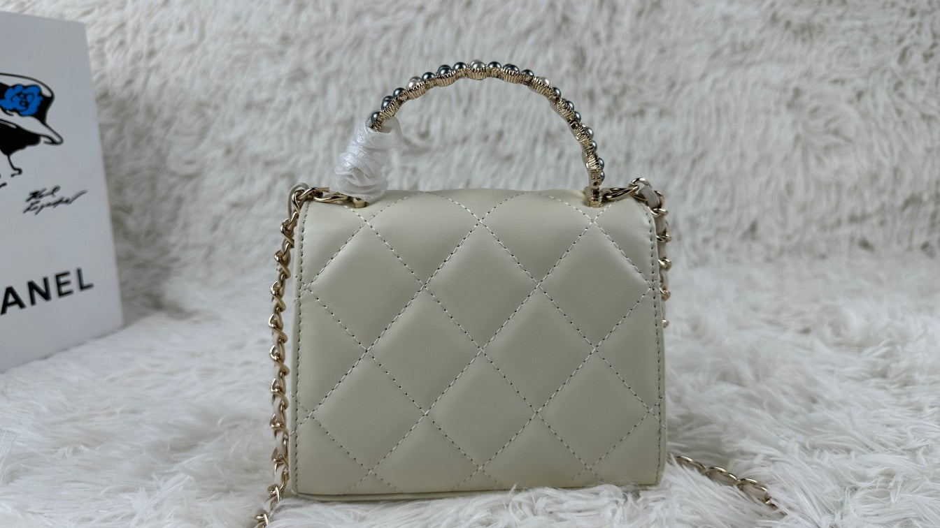 1XC376BDE Stylish leather bag 