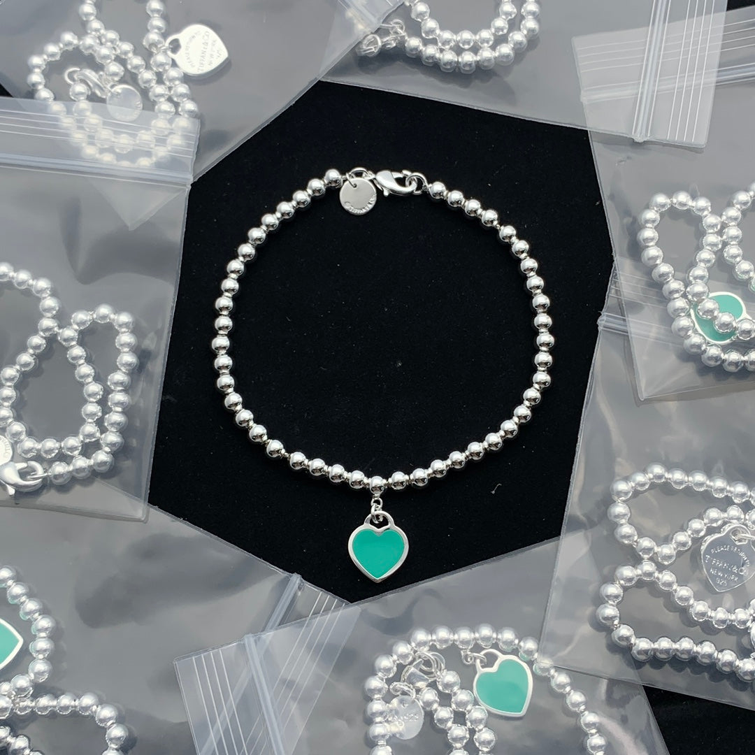 84T47KDE Stylish Bracelets