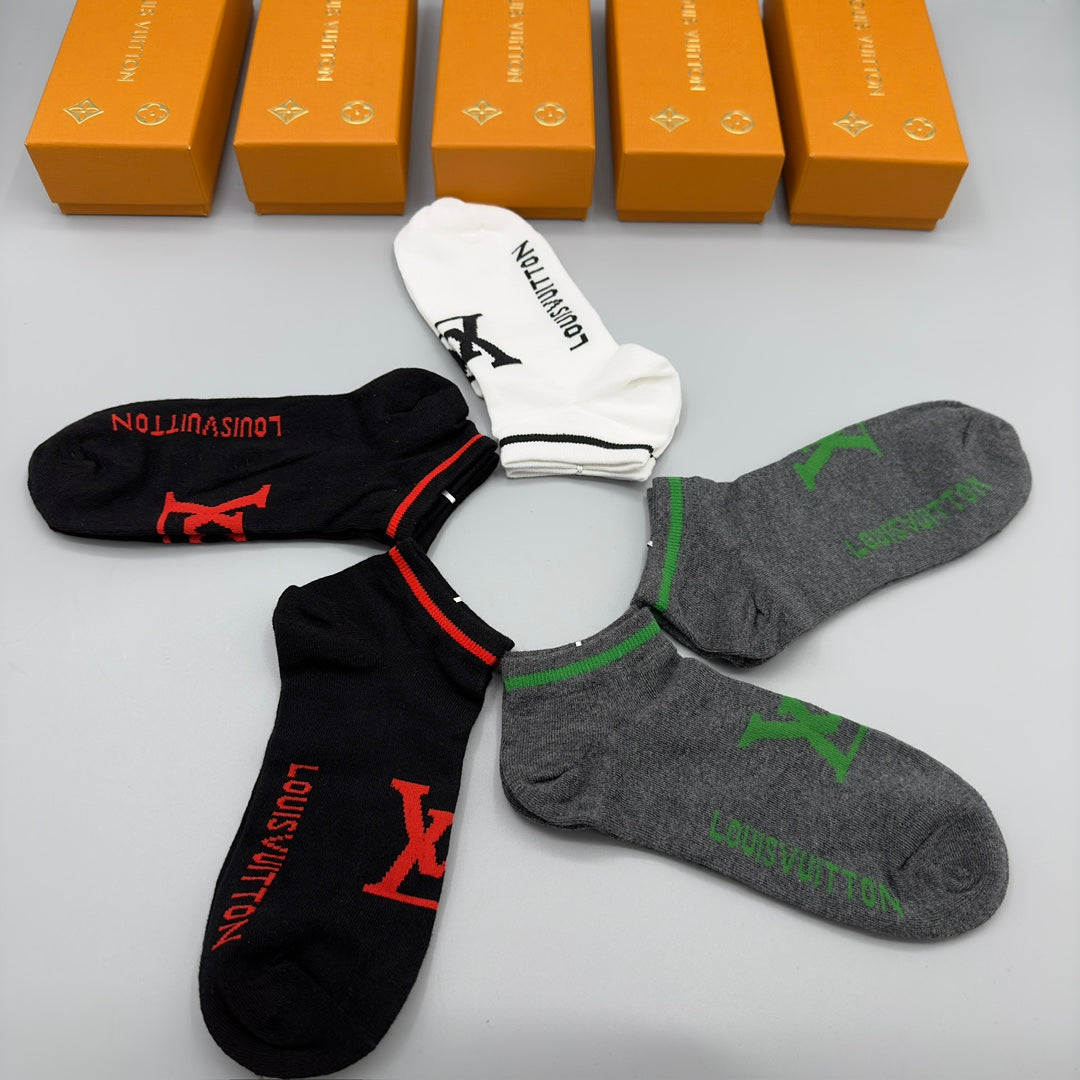 235QE21SDE Stylish socks(5 pairs )