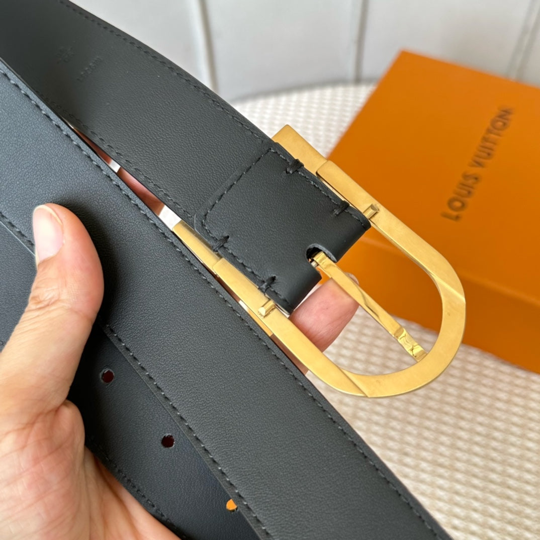 14E67PDE Stylish  High quality belt With full package