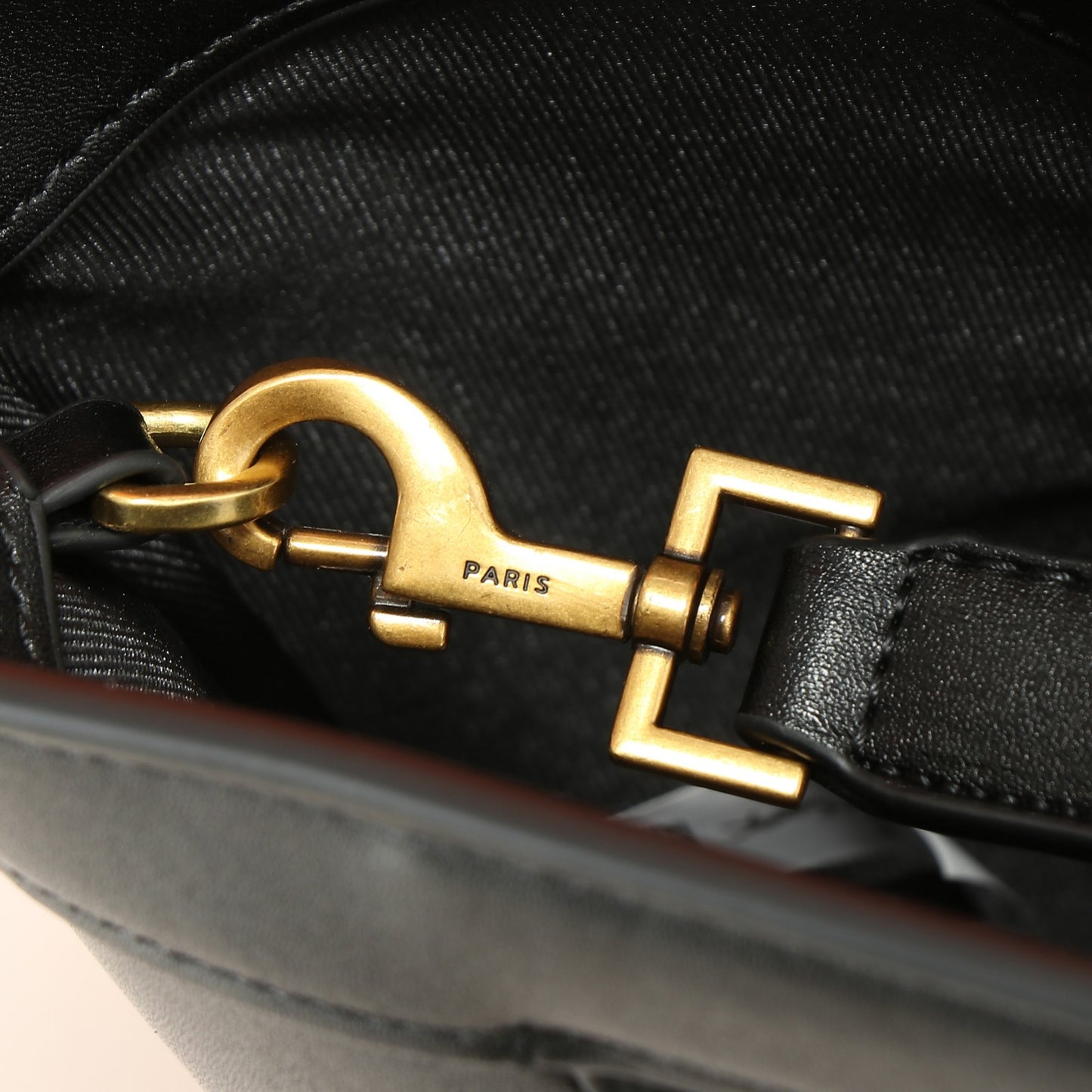 1XSL75BDE Stylish leather bag