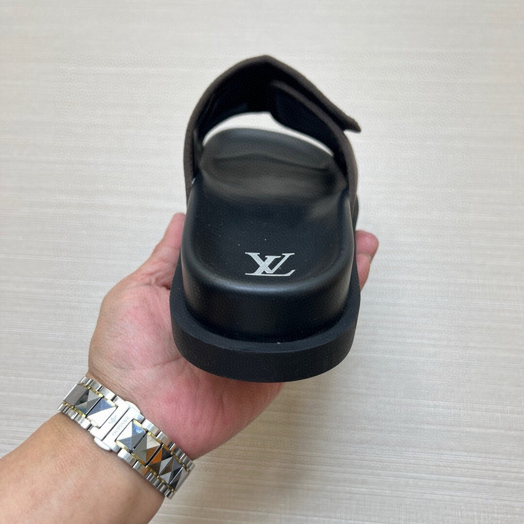 5WE250ZDE Stylish Slippers