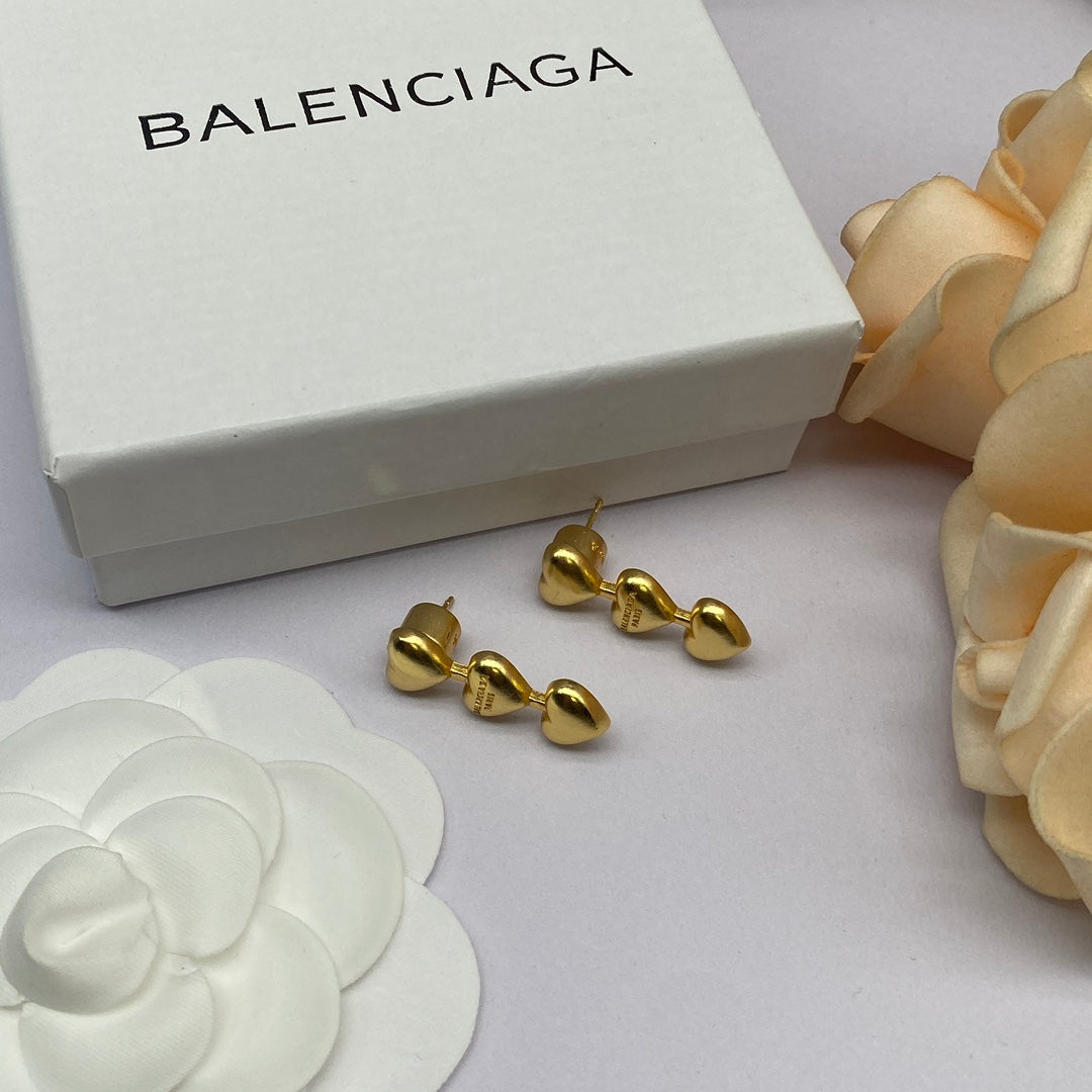 14J141EDE Stylish Earrings