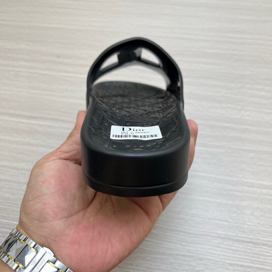 5LD213ZDE Stylish Slippers