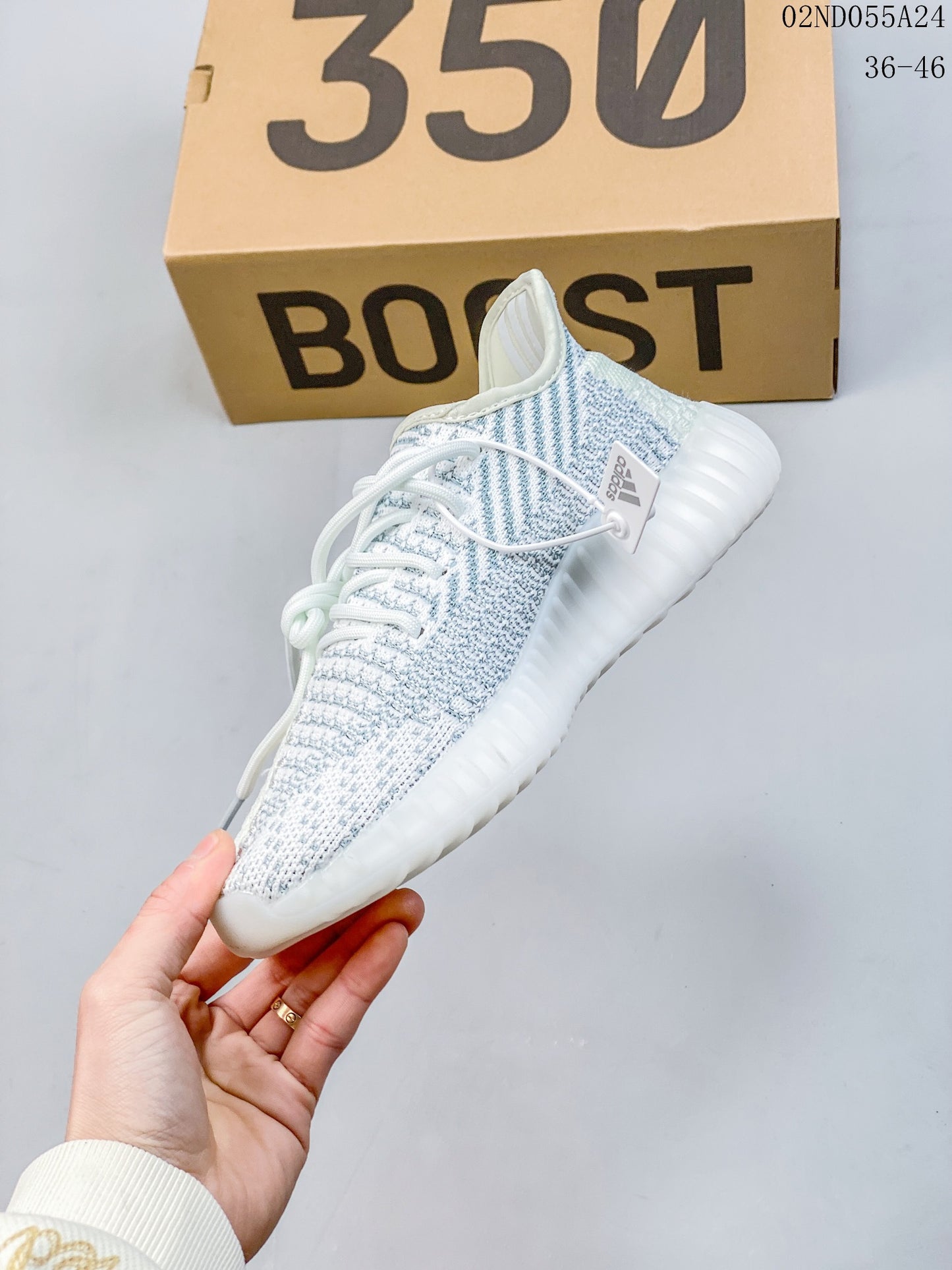 4YA94ZDE Stylish Sneakers (No Box, August-October Big Sale)