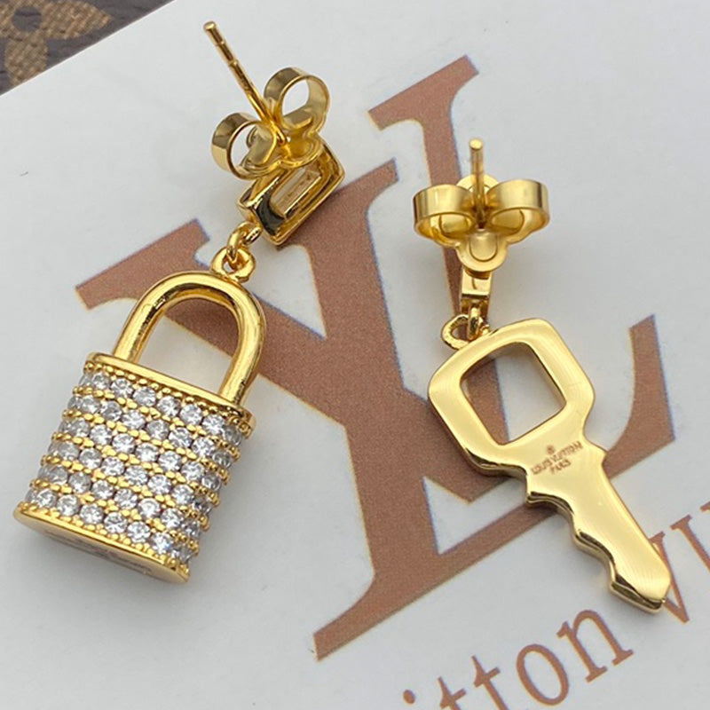 1YE129EDE Stylish Earrings