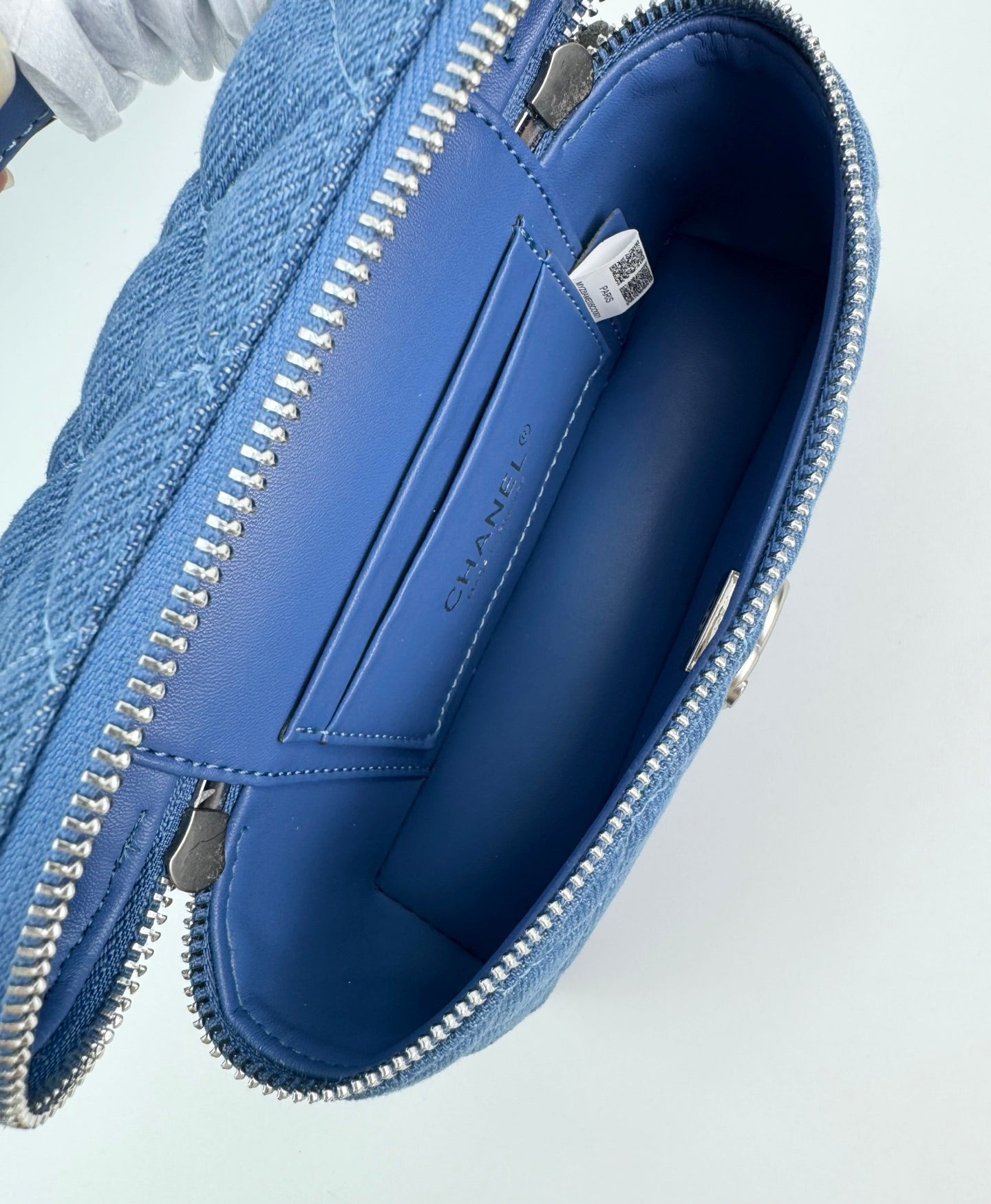 1WC84BDE Stylish Canvas bag