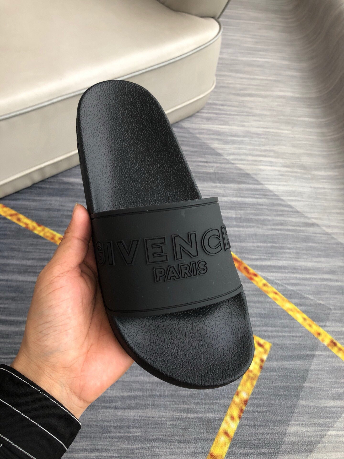 535ZGV265ZDE Stylish Slippers