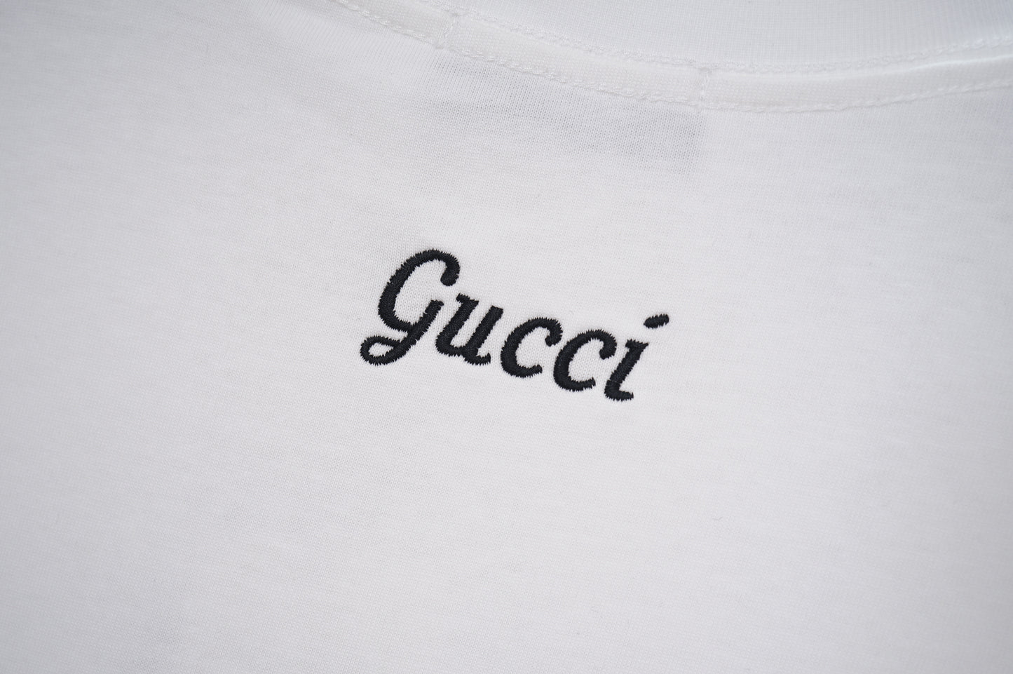 165NB23UDE Stylish T-shirt