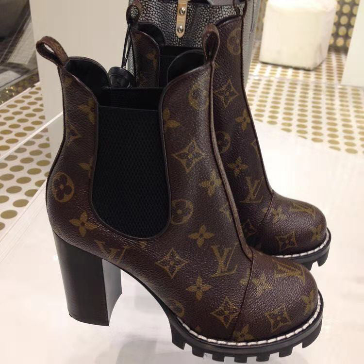2E11ZDE Stylish Boots