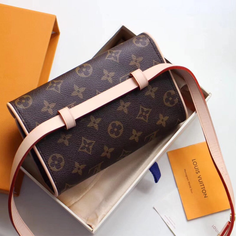 1XE62BDE Stylish leather bag