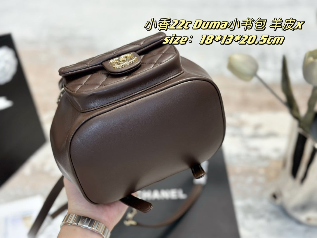 6XC225BDE Stylish leather backpacks