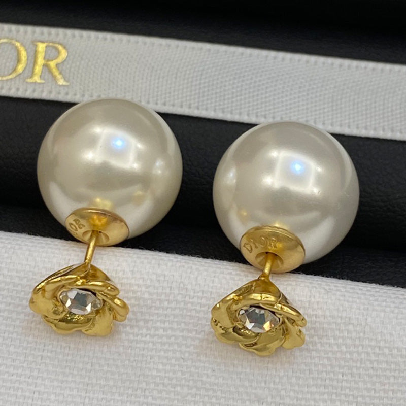 1YD78EDE Stylish Earrings