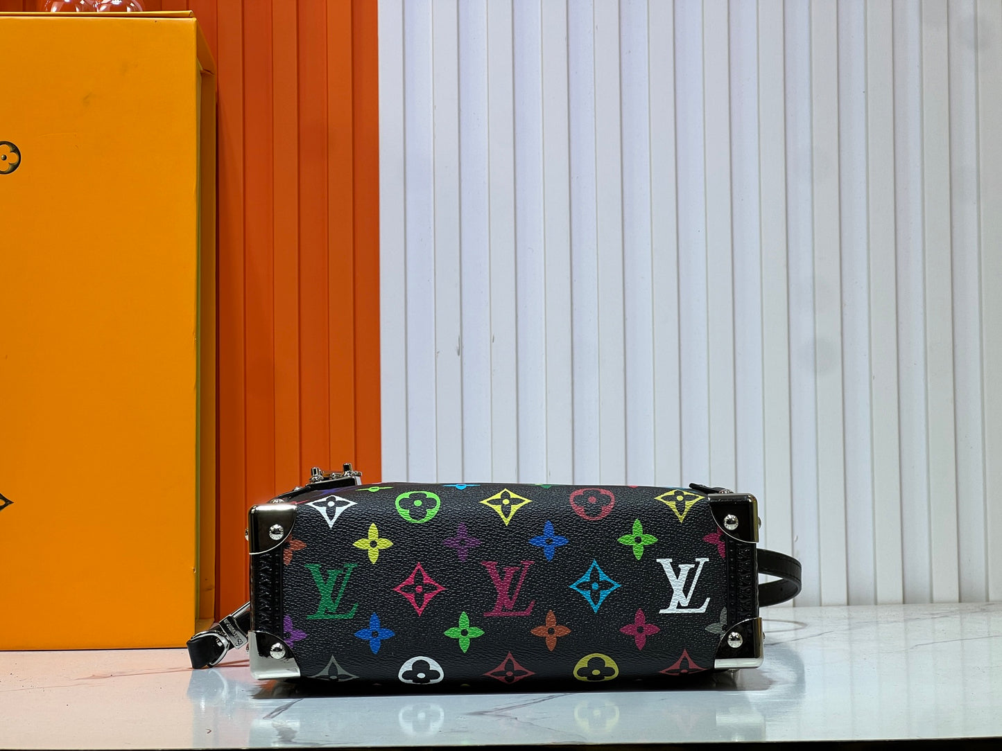 1WE101BDE Stylish leather bag