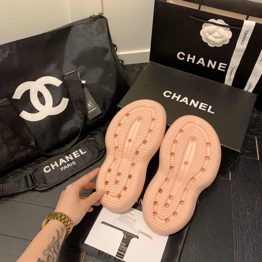 14C190ZDE Stylish Slippers