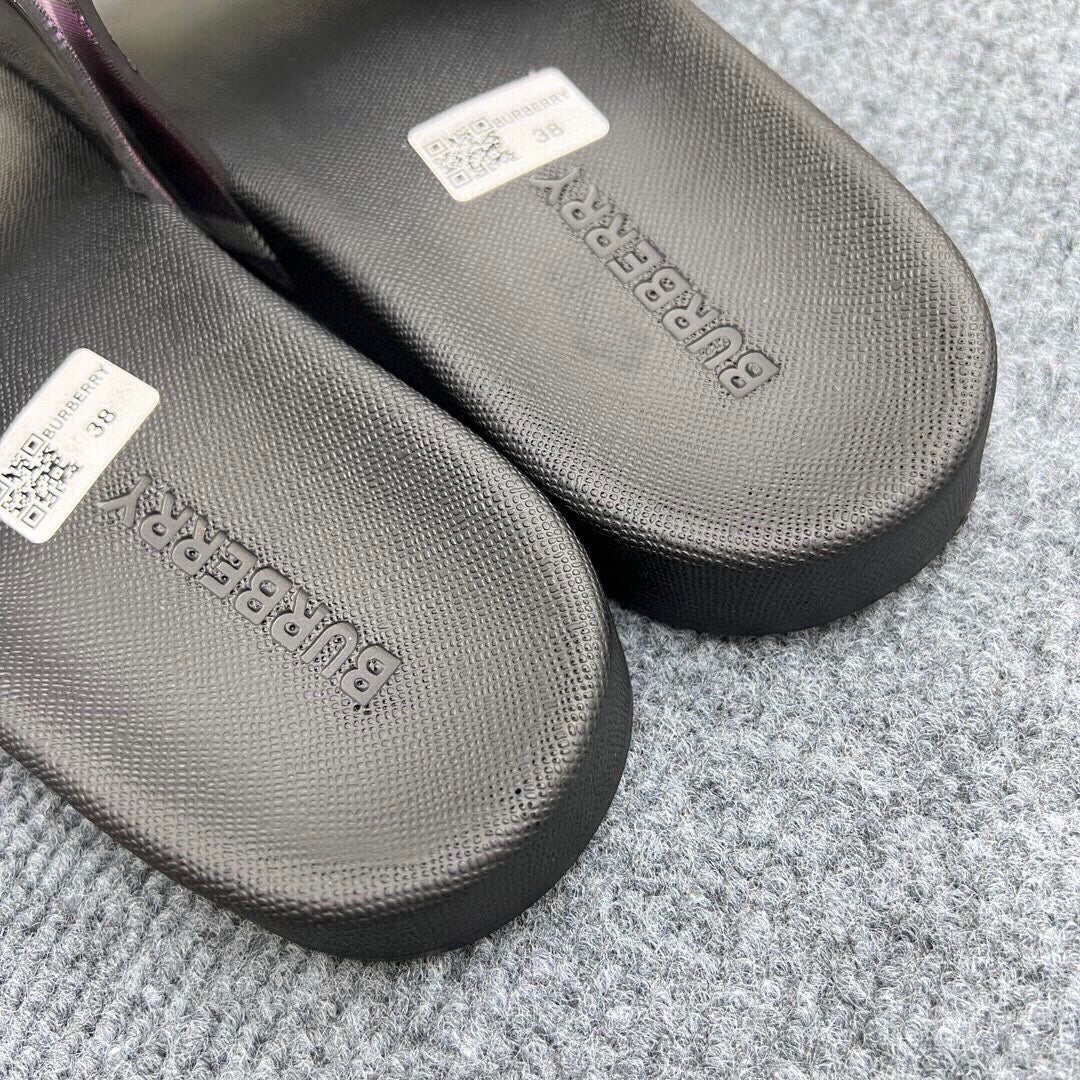 535ZR253ZDE Stylish Slippers