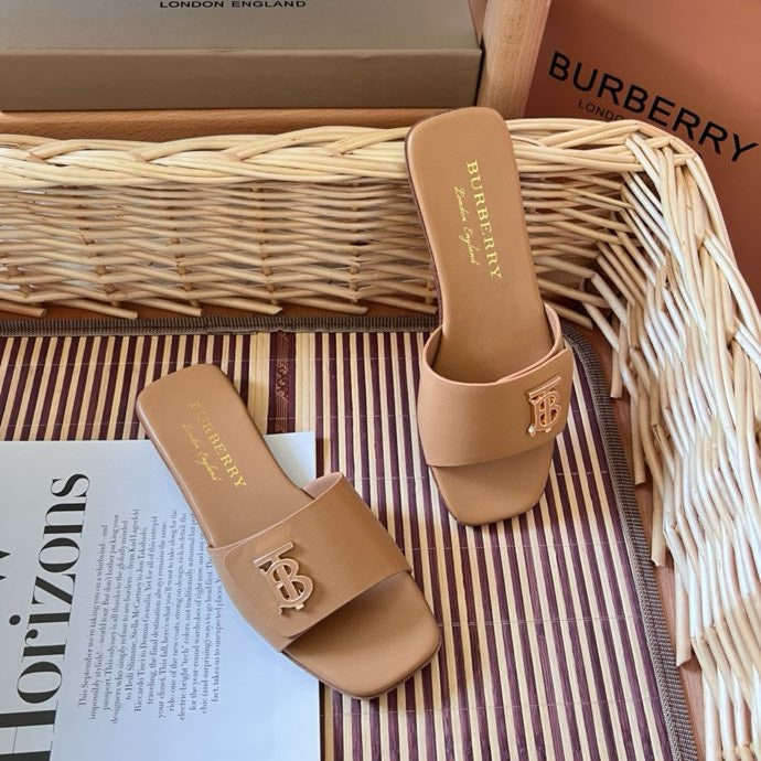 14R188ZDE Stylish Slippers