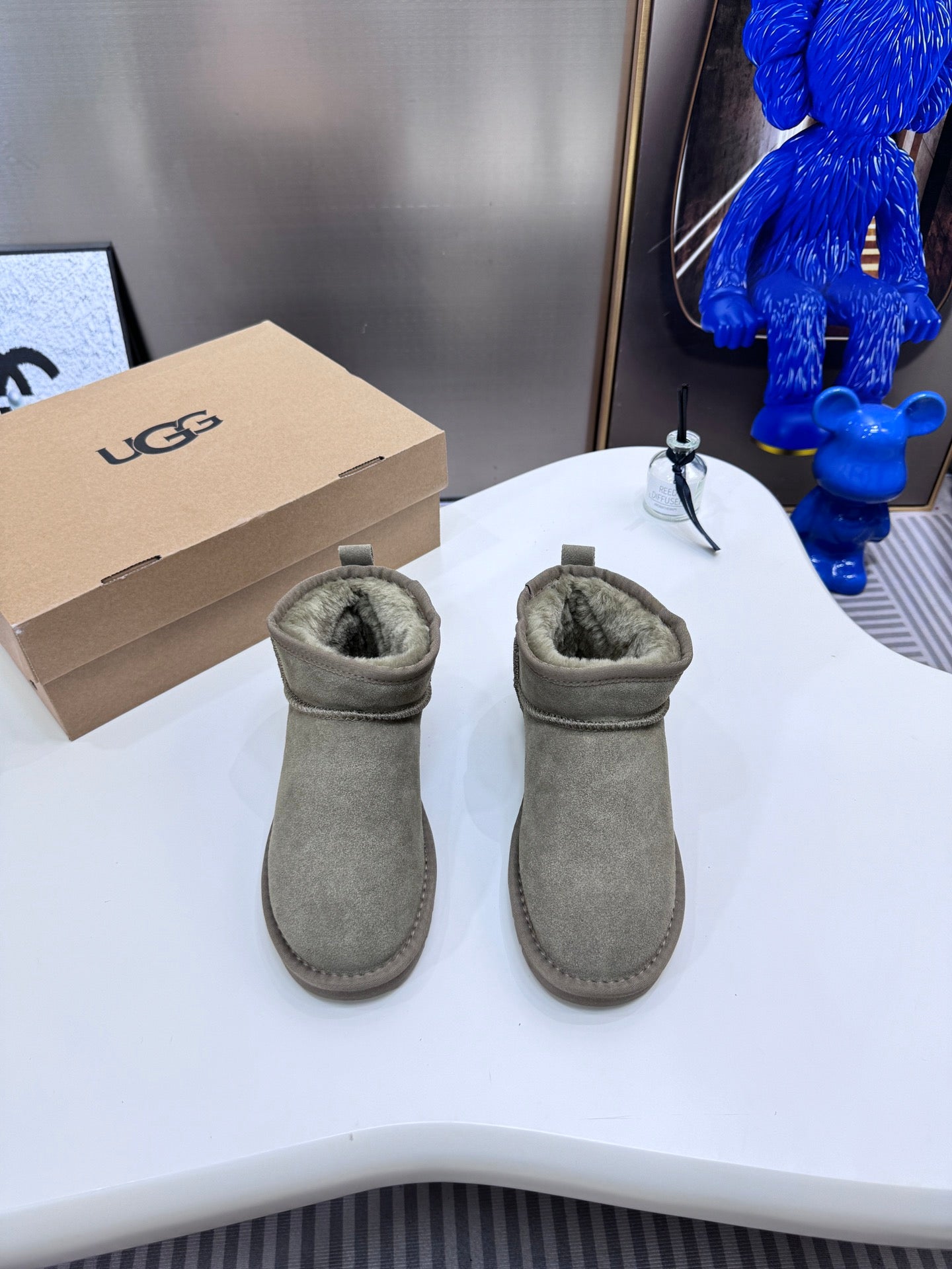 1LU10ZDE Stylish snow boots