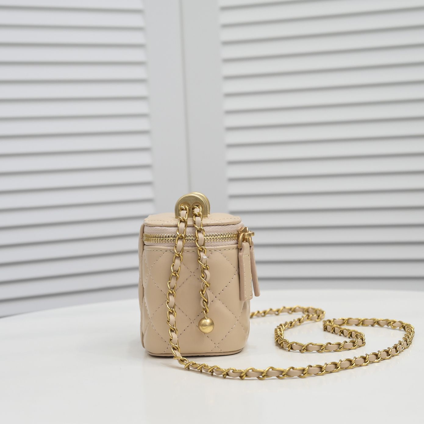 1XC45BDE Stylish leather bag 