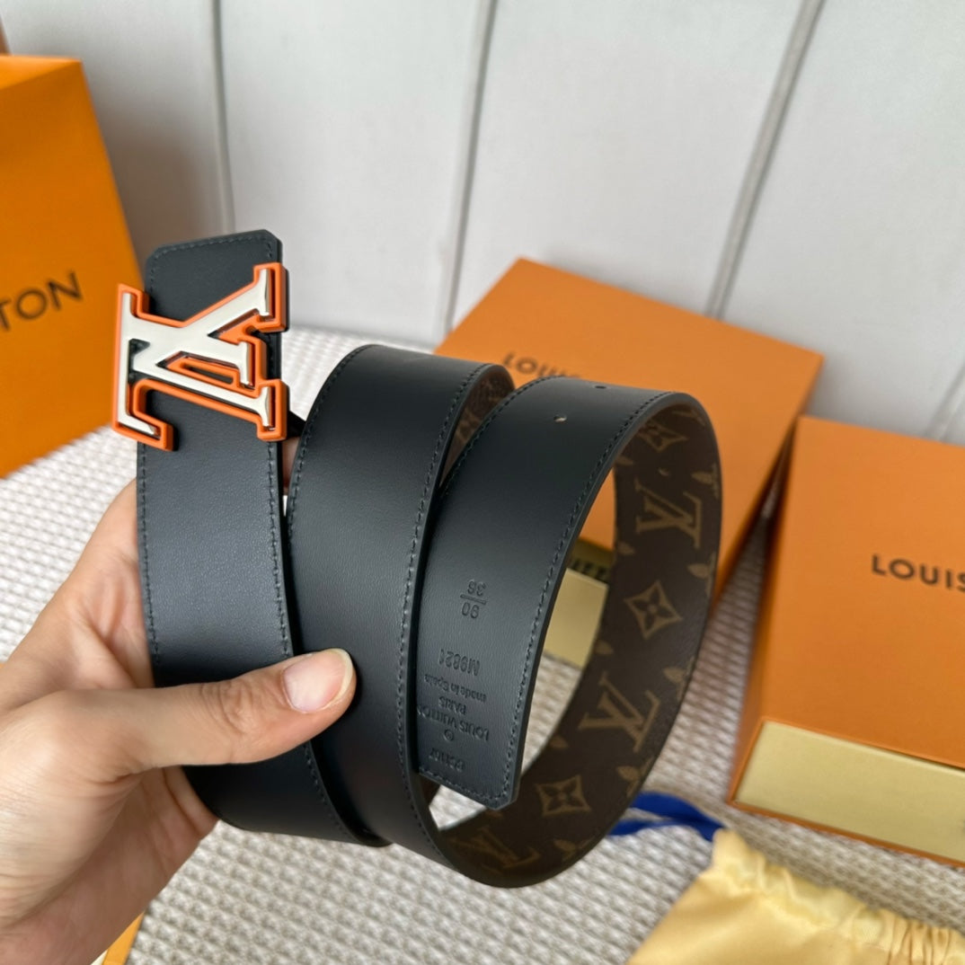 14E56PDE Stylish  High quality belt With full package