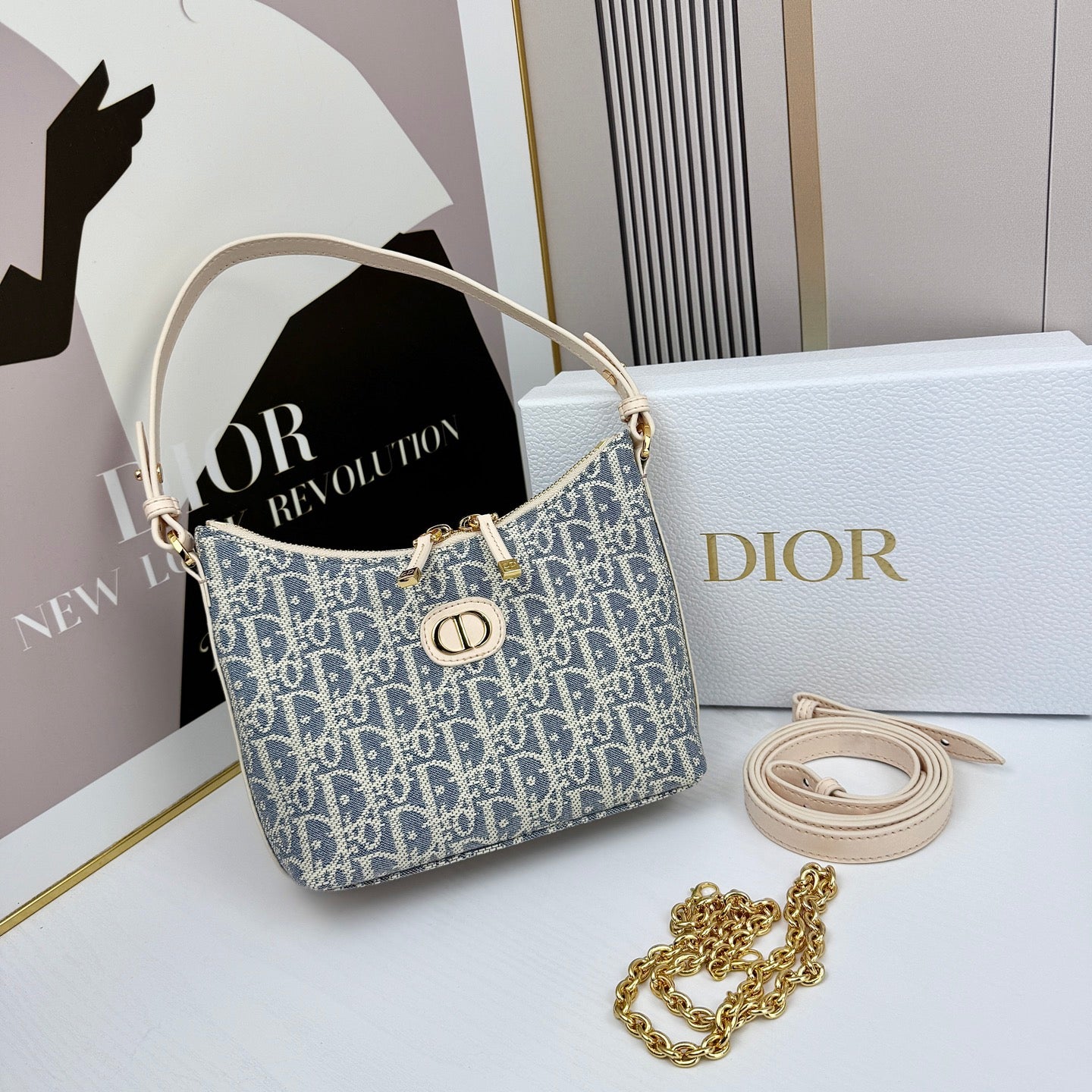 15RD67BDE Stylish bag