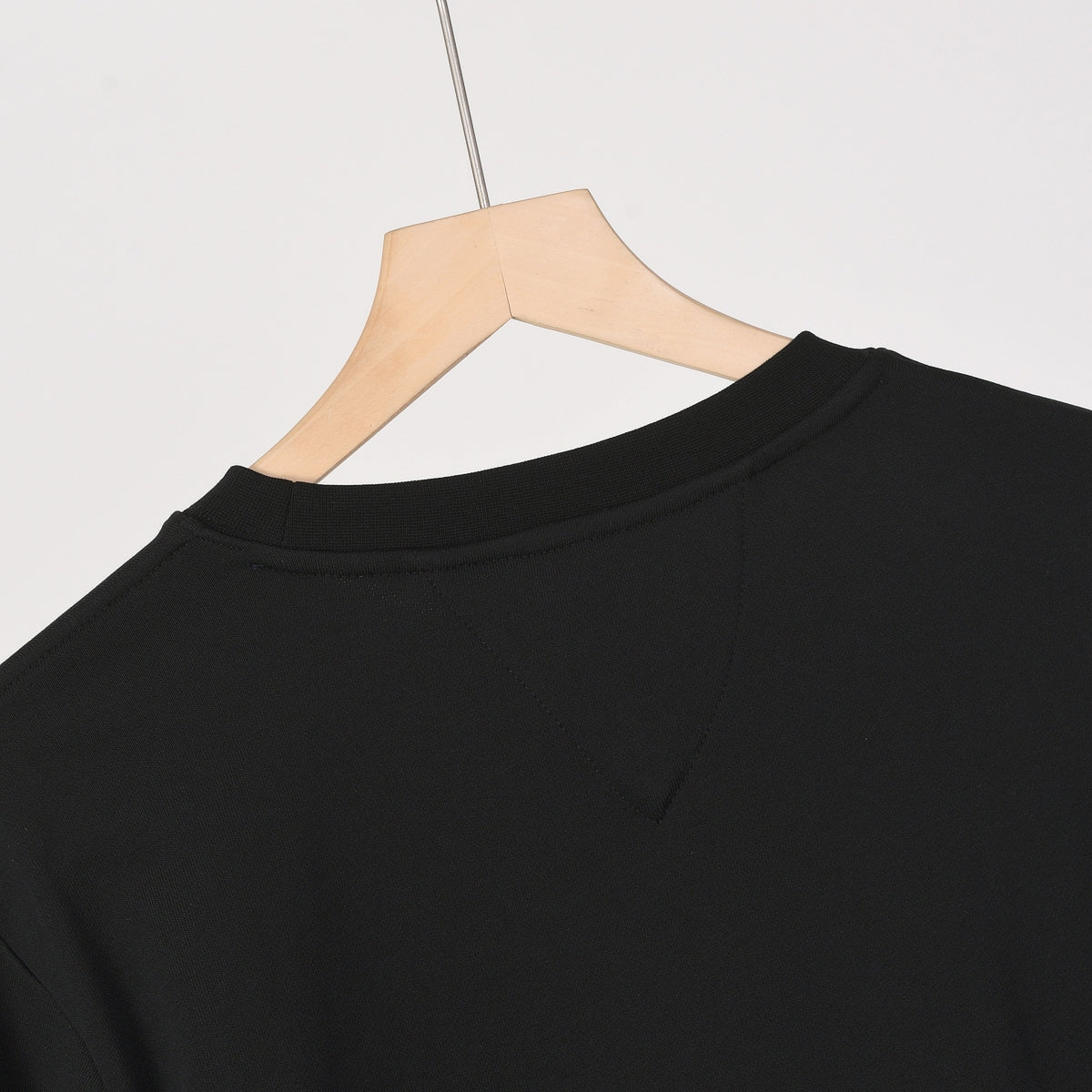 175ZA84UDE Stylish Sweaters