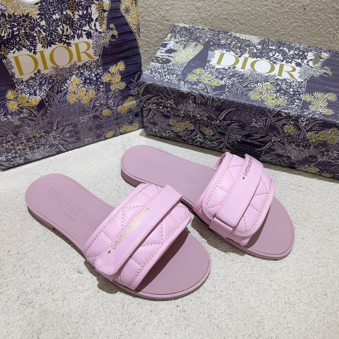 14D79ZDE Stylish Slippers