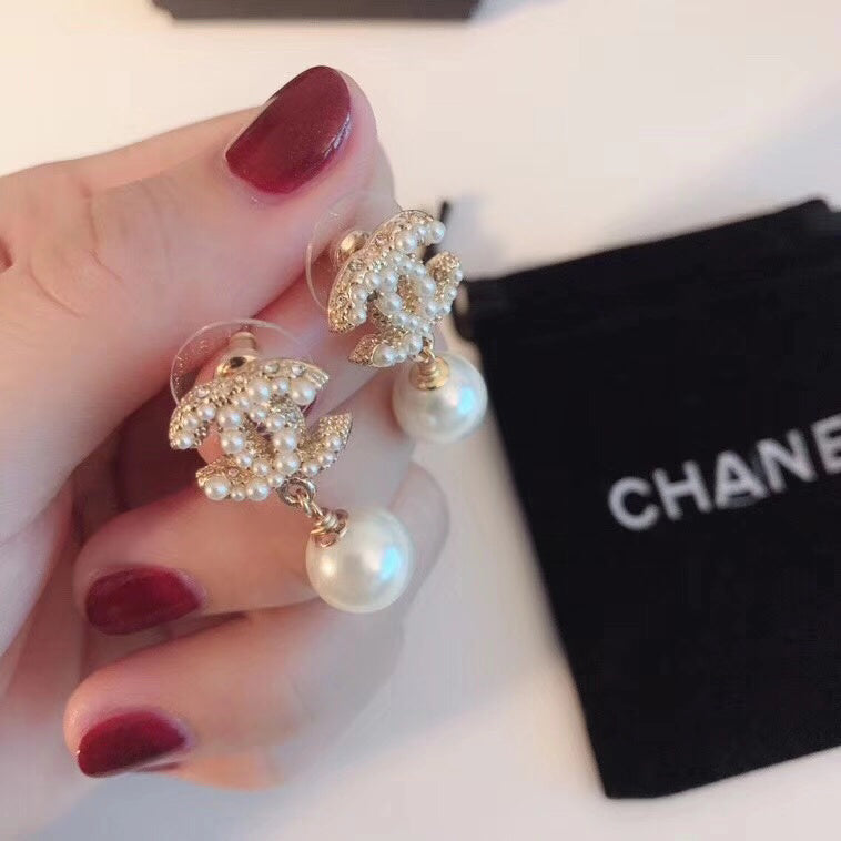 1YC303EDE Stylish Earrings