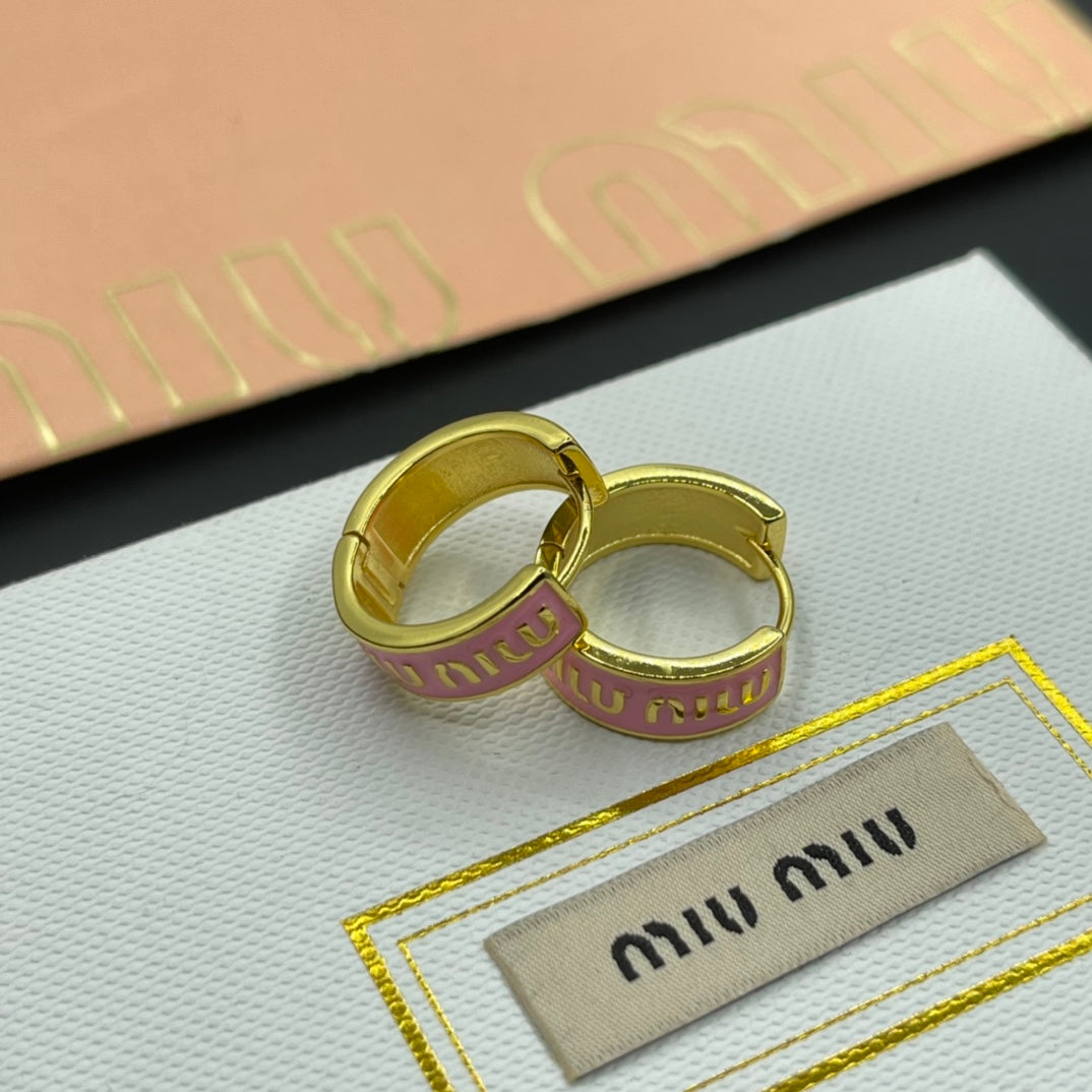 14A520EDE Stylish Earrings